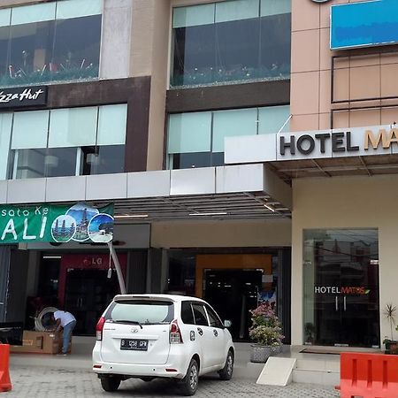 Hotel Matos ジャヤプラ エクステリア 写真