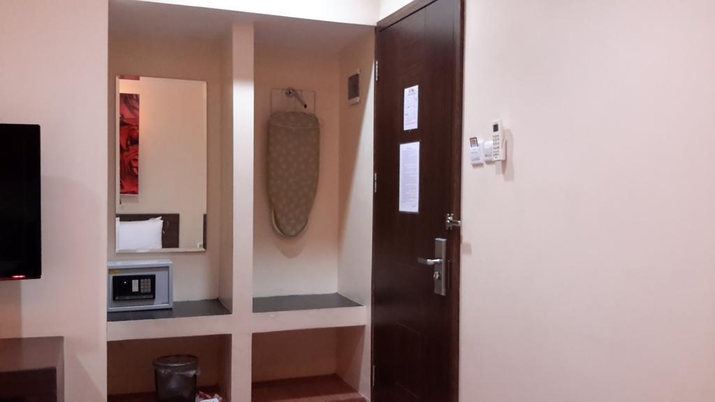 Hotel Matos ジャヤプラ 部屋 写真